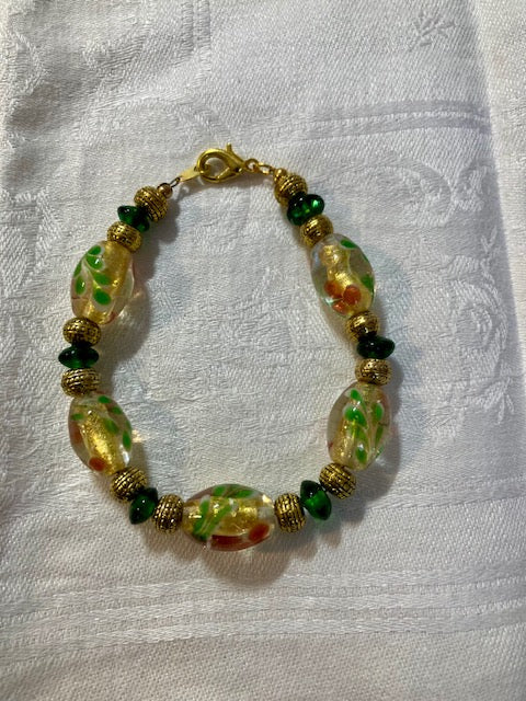 Floral glass green and gold bracelet