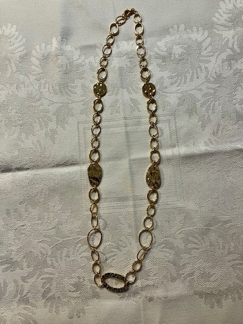 Gold link necklace